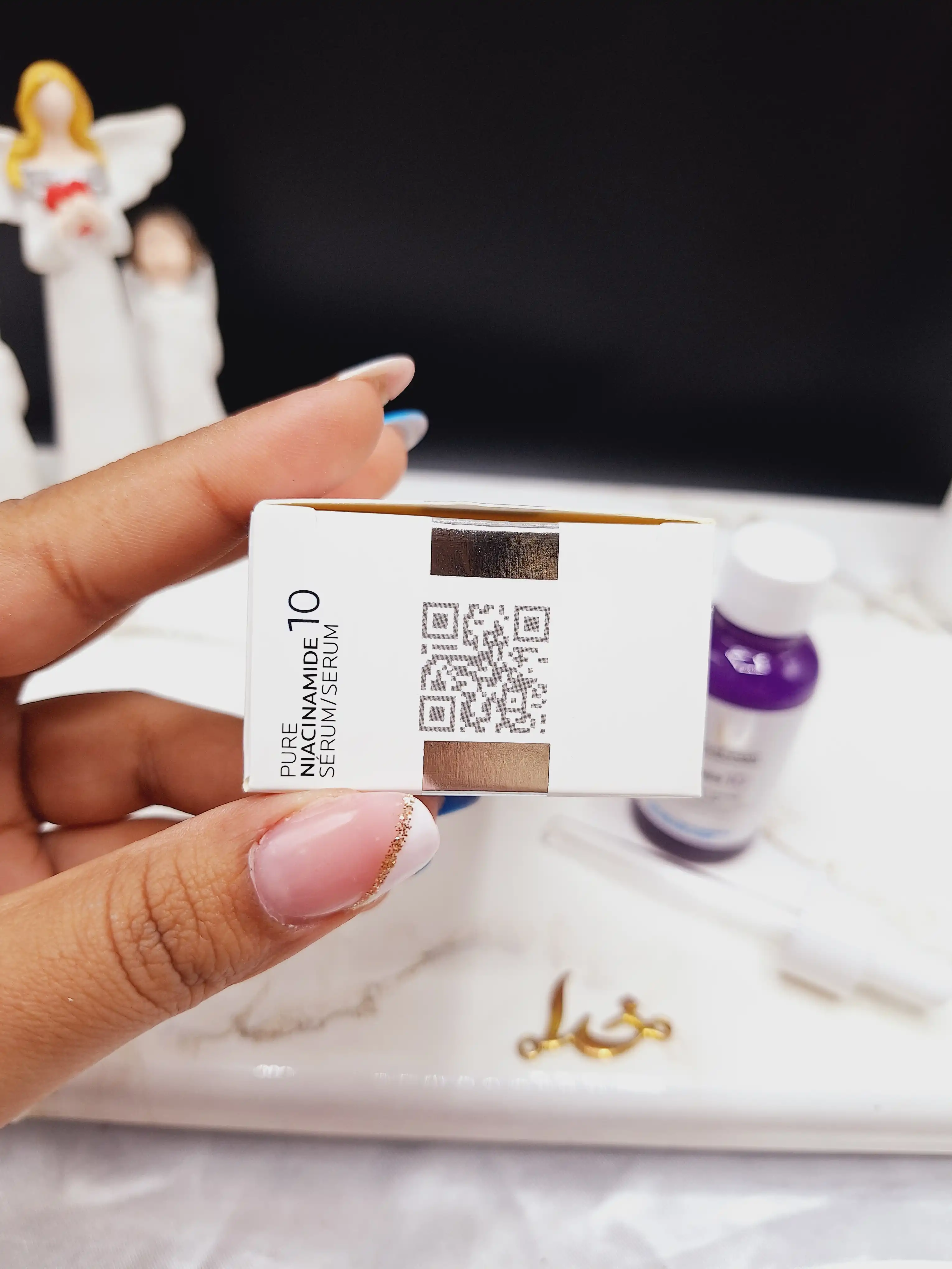 سرم ضدلک لاروش پوزای مدل نیاسینامید حجم 30 میلی لیتر کد 1885