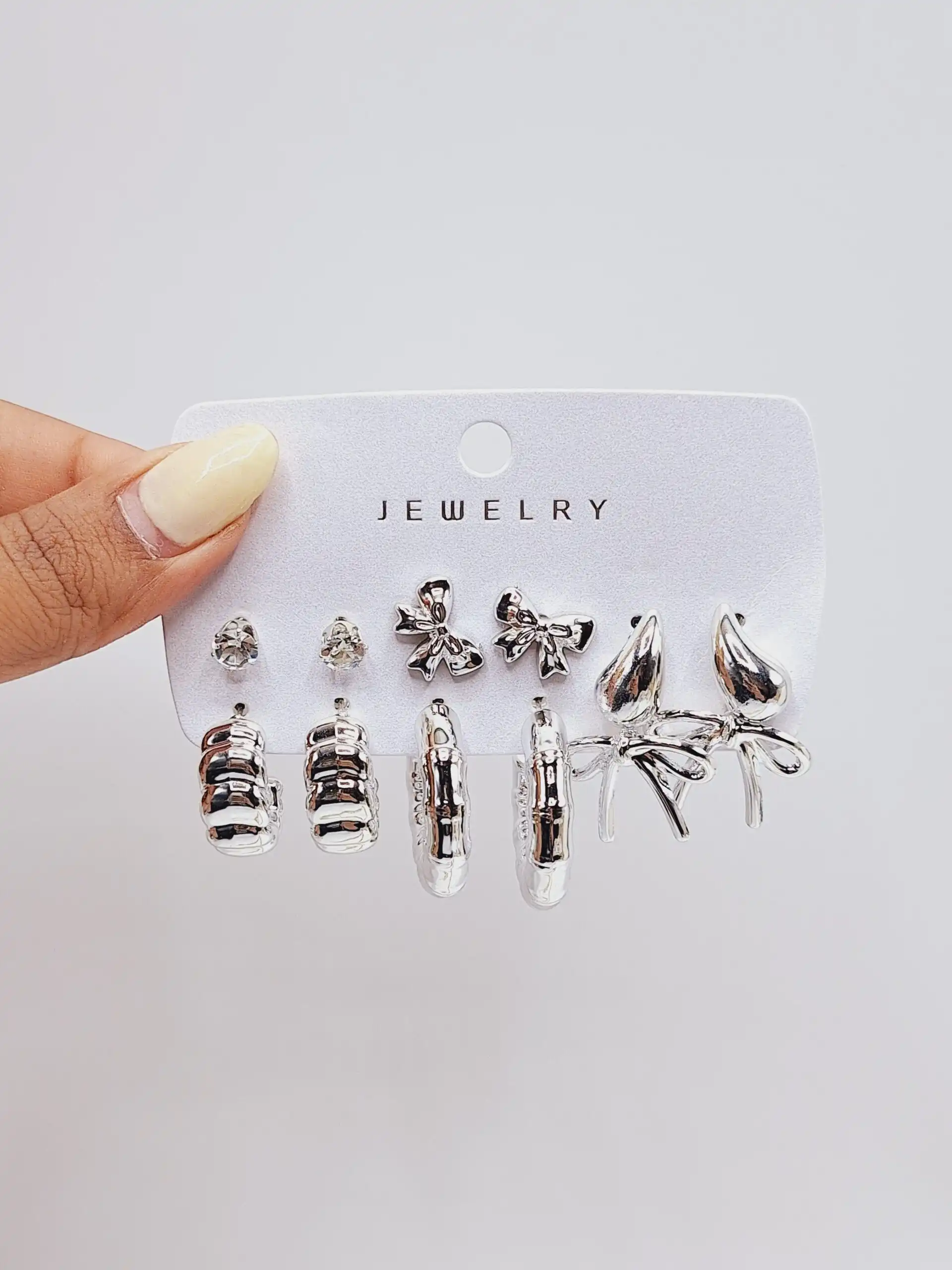 پک گوشواره 6 تایی مجلسی آبکاری رادیوم (طرح دوم)