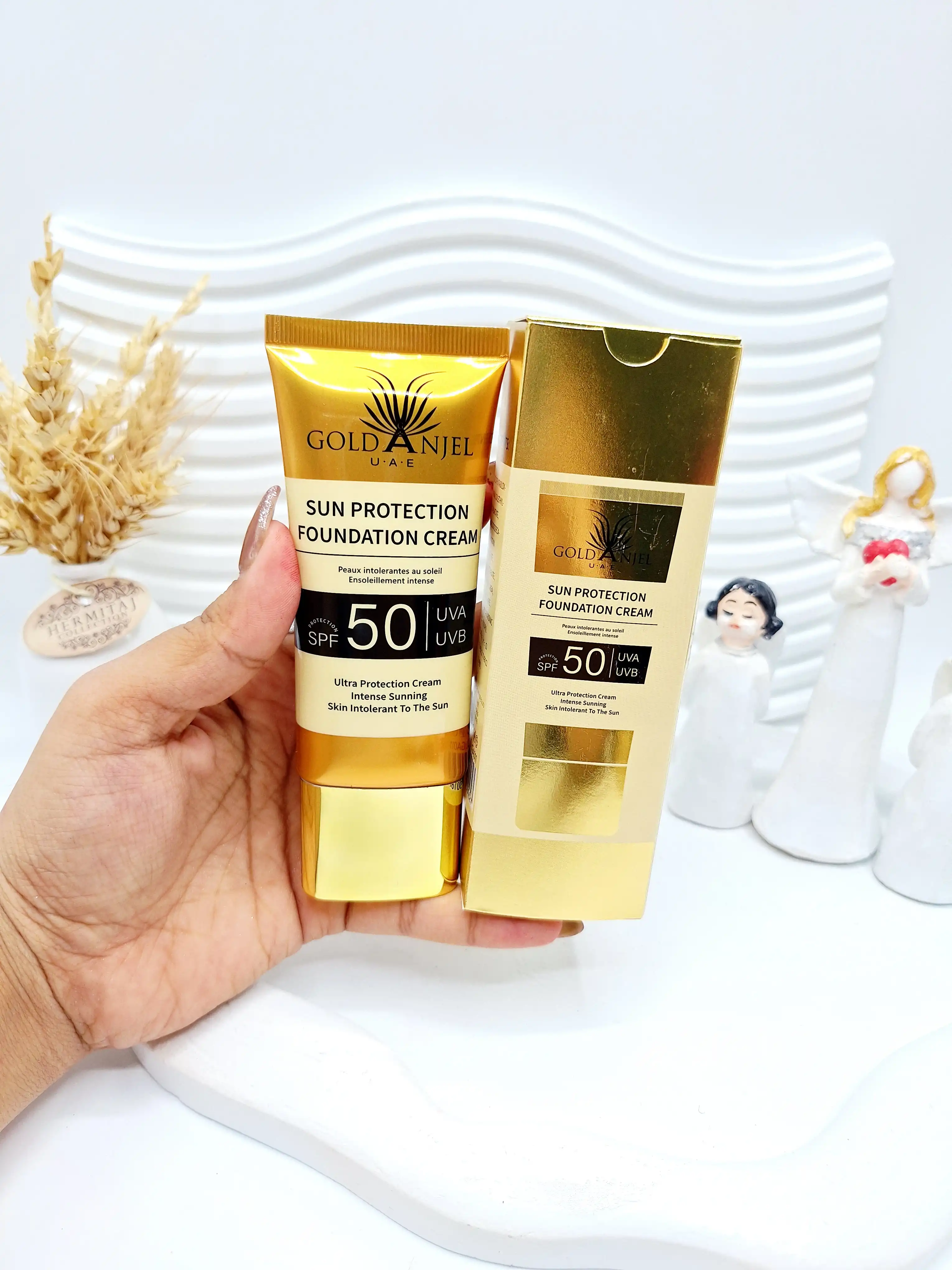 کرم پودر SPF 50 حجم 60 میل برند گلد آنجل کد 1627
